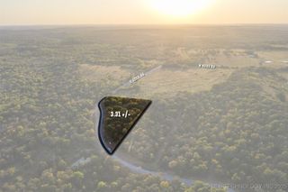 29 E 1220 Road, Eufaula, OK 74432