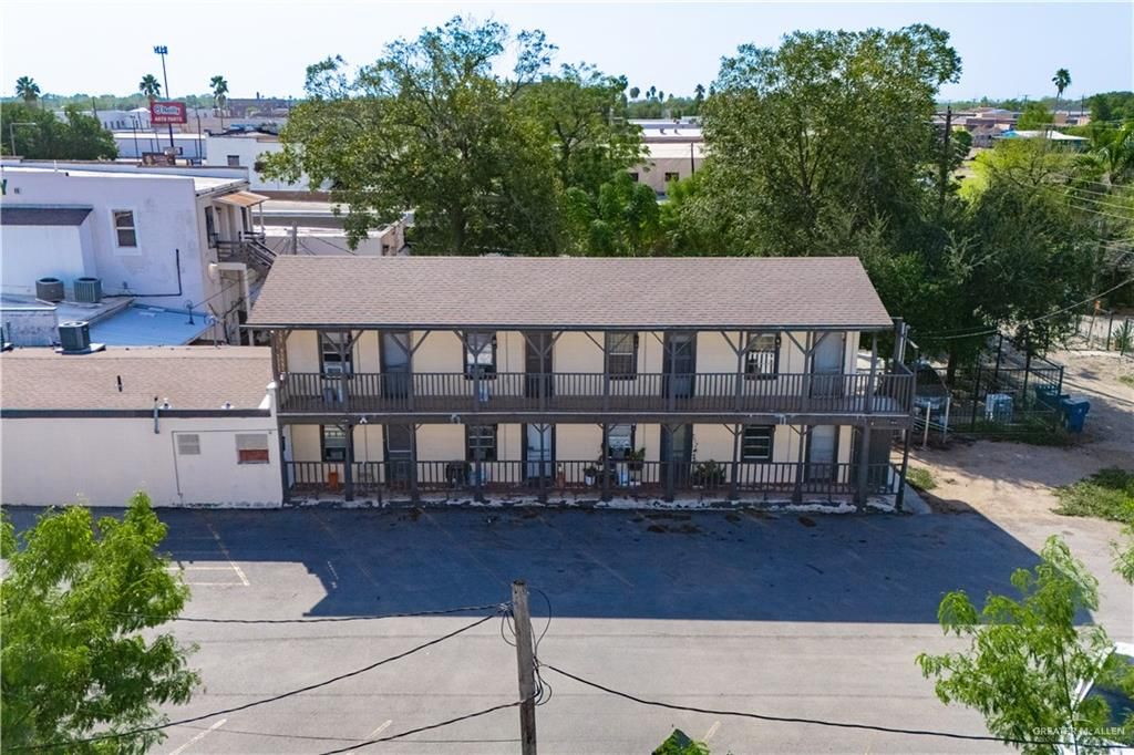 130 N Texas Avenue 8, Mercedes, TX 78570