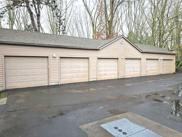8360 Sw MARINERS Dr, Wilsonville, OR 97070