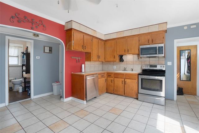 70 Highland Street, West Warwick, RI 02893