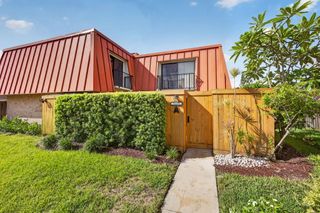 3202 Meridian Way N A, Palm Beach Gardens, FL 33410