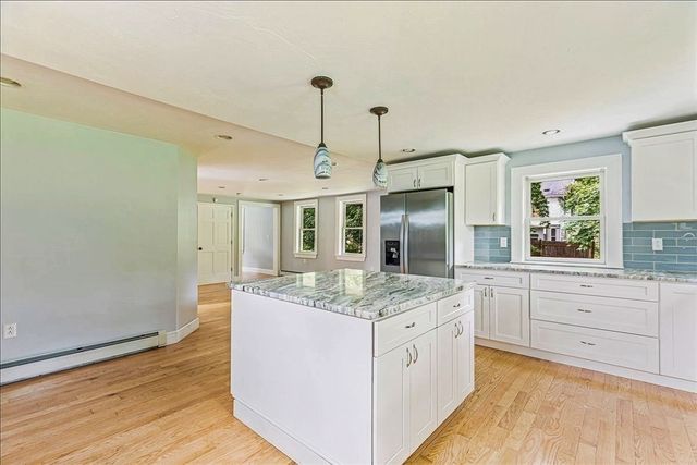 145 Plymouth St, Carver, MA 02330