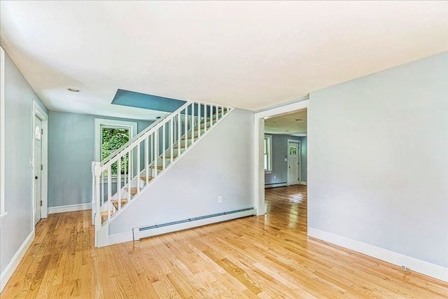 145 Plymouth St, Carver, MA 02330