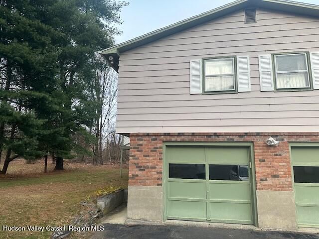 86 Pine Bush Road, Stone Ridge, NY 12484