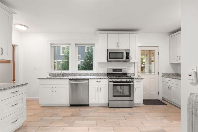 25-27 Westbourne Rd 25, Newton, MA 02459