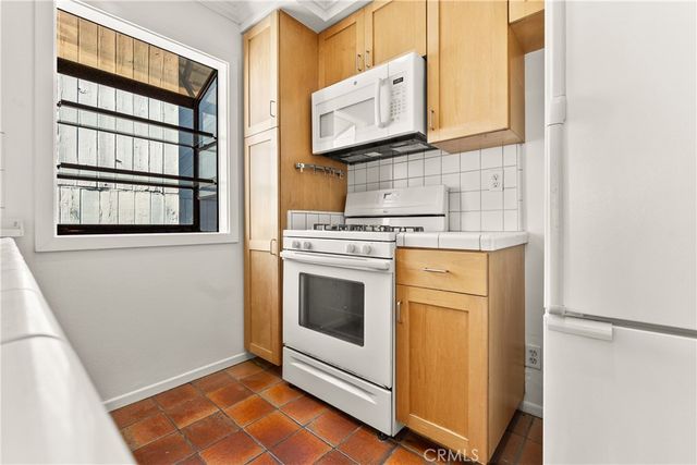 600 Monterey Boulevard 8, Hermosa Beach, CA 90254