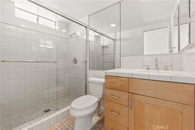 600 Monterey Boulevard 8, Hermosa Beach, CA 90254