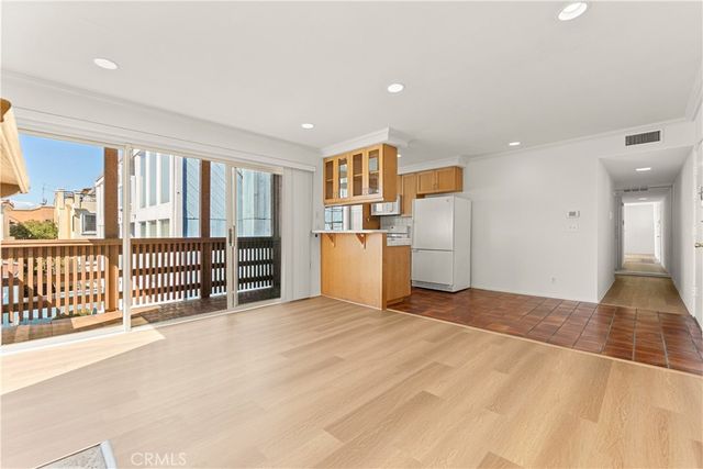 600 Monterey Boulevard 8, Hermosa Beach, CA 90254