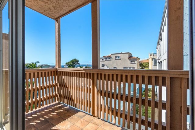 600 Monterey Boulevard 8, Hermosa Beach, CA 90254
