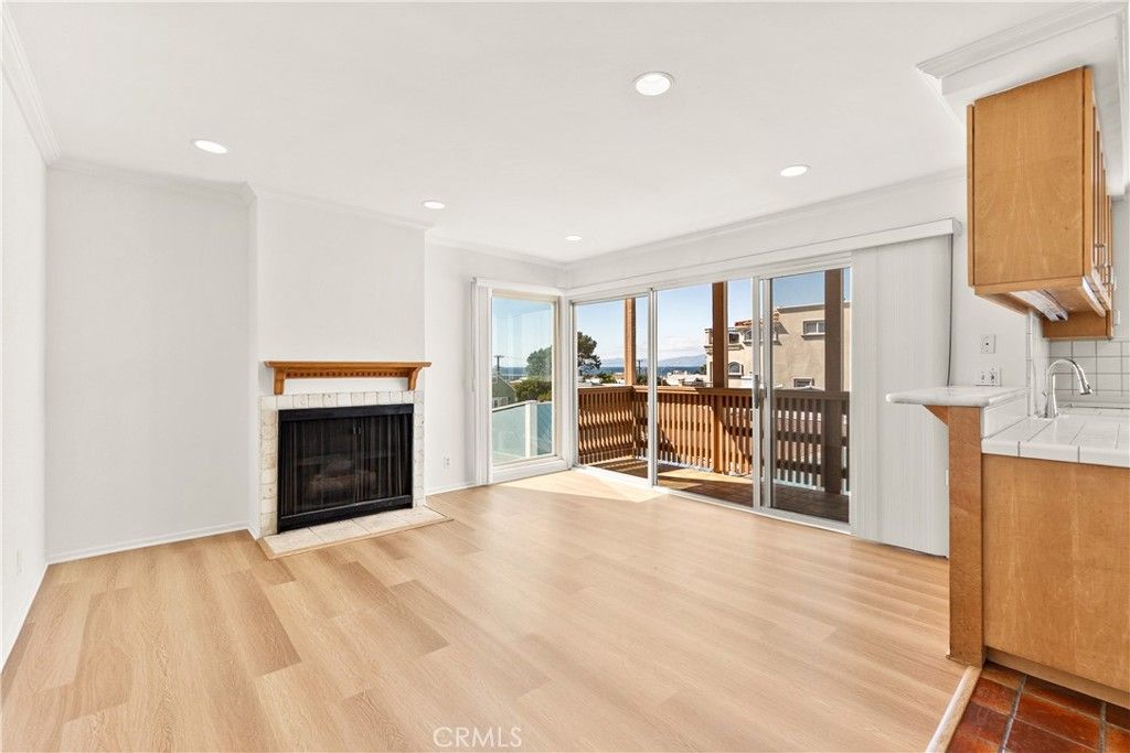 600 Monterey Boulevard 8, Hermosa Beach, CA 90254