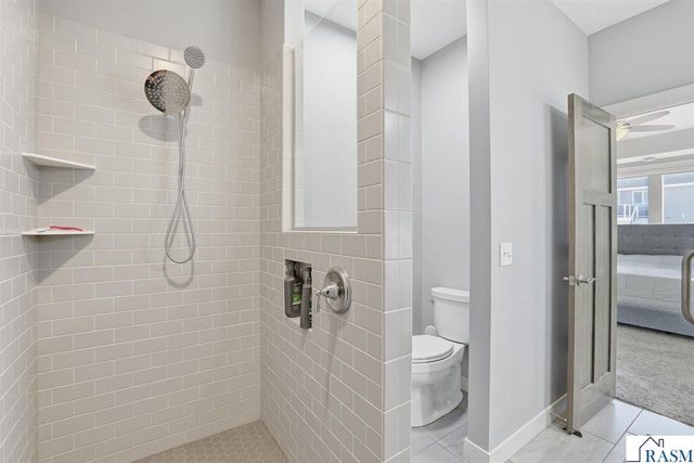 1214 SE Tikalsky Street, New Prague, MN 56071