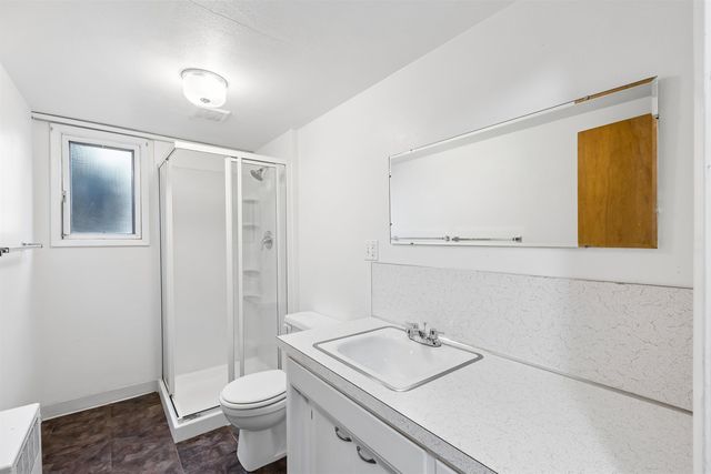 10416 N College Cir, Spokane, WA 99218
