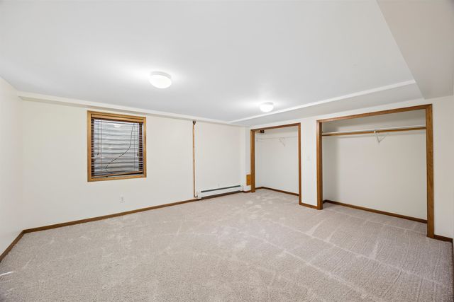 10416 N College Cir, Spokane, WA 99218
