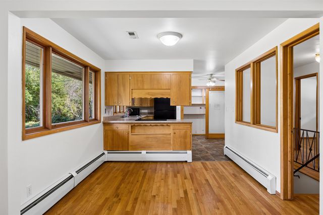 10416 N College Cir, Spokane, WA 99218