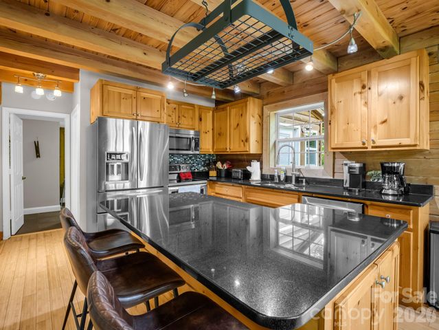 165 Dream Road, Hendersonville, NC 28792