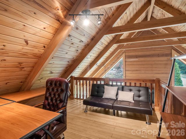 165 Dream Road, Hendersonville, NC 28792