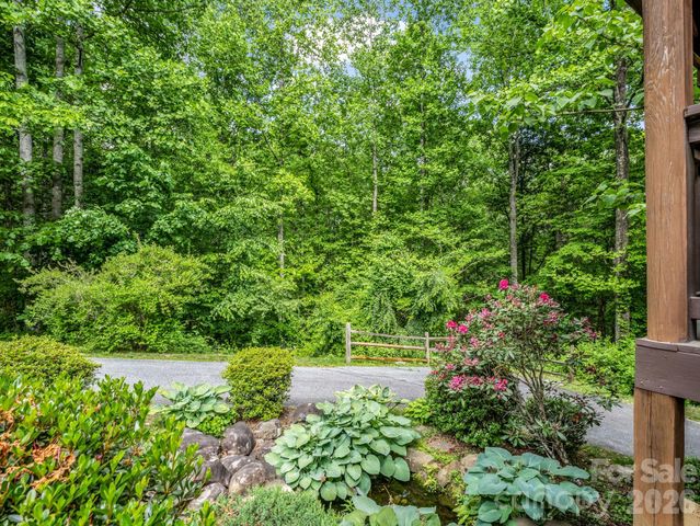 165 Dream Road, Hendersonville, NC 28792