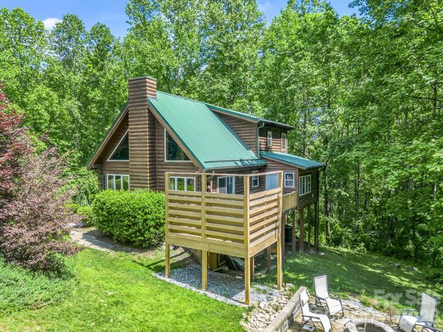 165 Dream Road, Hendersonville, NC 28792