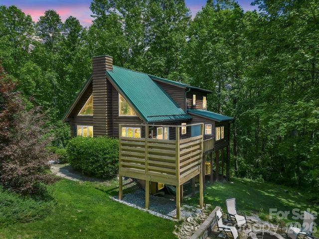 165 Dream Road, Hendersonville, NC 28792