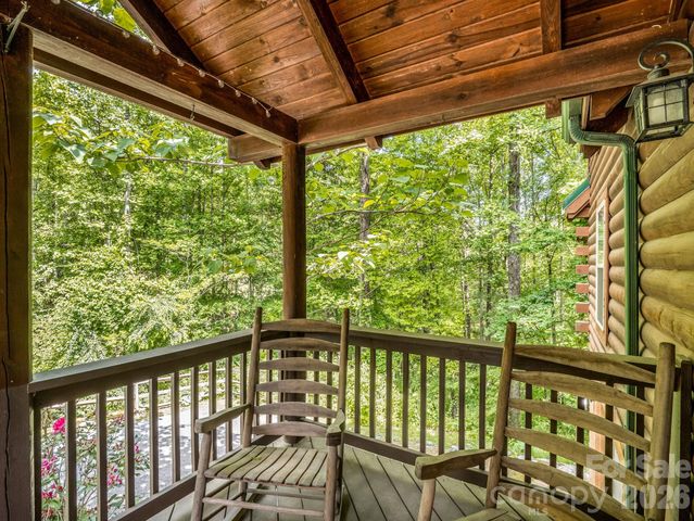 165 Dream Road, Hendersonville, NC 28792
