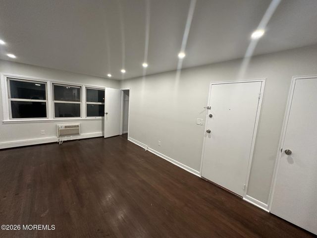 468 2nd Avenue 10, Long Branch, NJ 07740