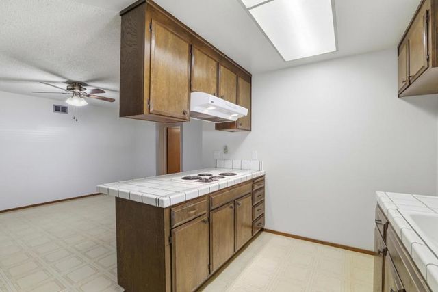 4373 Vistapark Drive, San Jose, CA 95136
