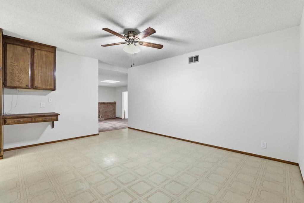 Image 22 of property listing at 4373 Vistapark Drive, San Jose, CA 95136