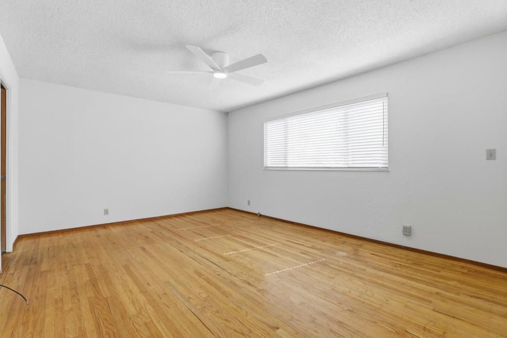 Image 24 of property listing at 4373 Vistapark Drive, San Jose, CA 95136