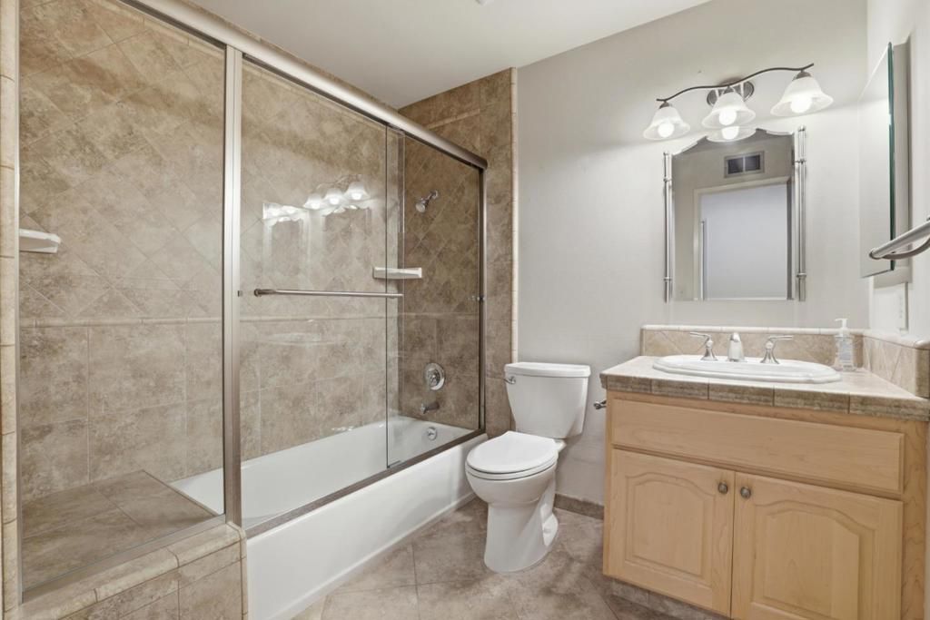 Image 30 of property listing at 4373 Vistapark Drive, San Jose, CA 95136