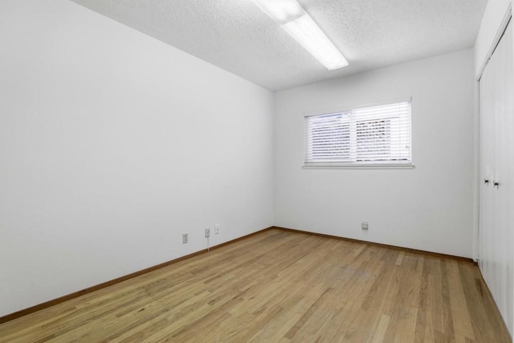 Image 33 of property listing at 4373 Vistapark Drive, San Jose, CA 95136