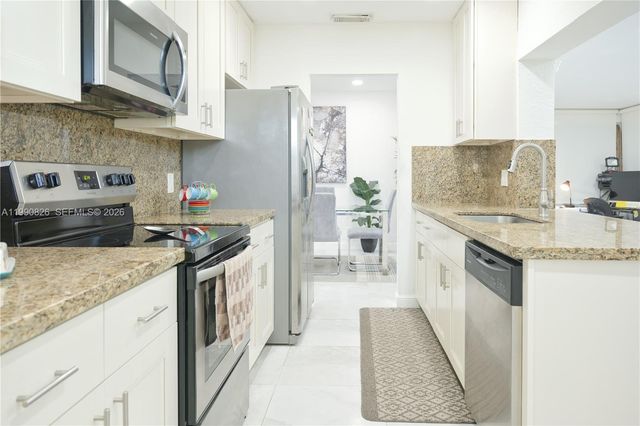 4391 NW 12th Terrace, Deerfield Beach, FL 33064