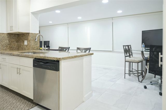 4391 NW 12th Terrace, Deerfield Beach, FL 33064