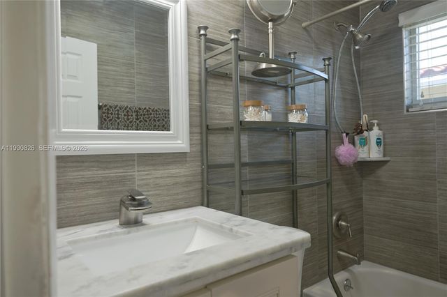 4391 NW 12th Terrace, Deerfield Beach, FL 33064