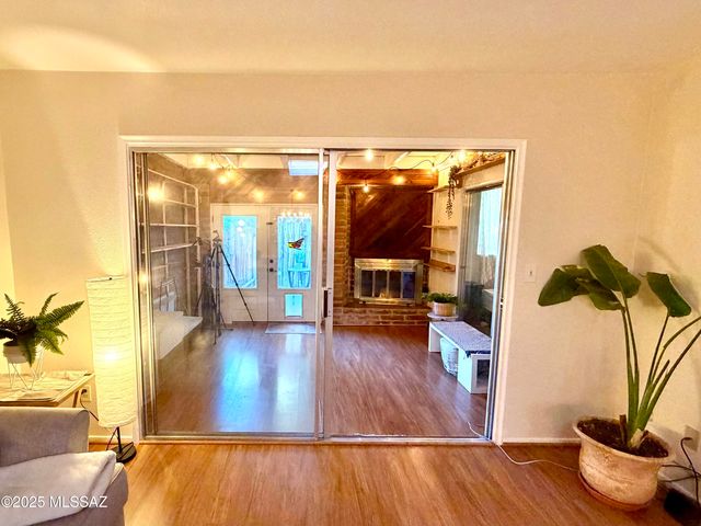 4202 N Limberlost Place, Tucson, AZ 85705