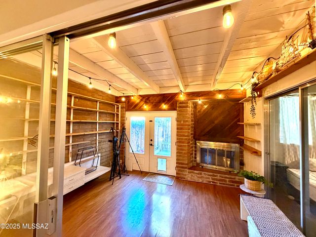 4202 N Limberlost Place, Tucson, AZ 85705