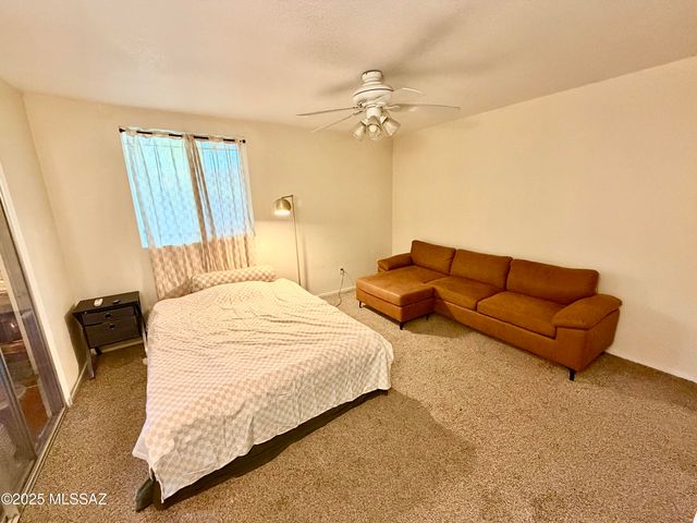 4202 N Limberlost Place, Tucson, AZ 85705