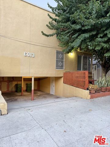 6013 Carlton Way 1, Los Angeles, CA 90028