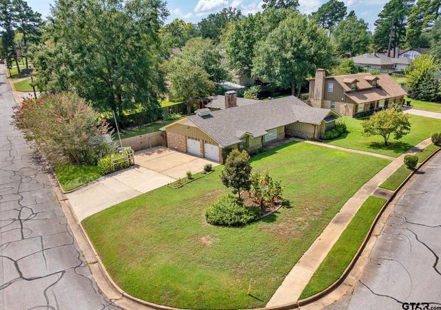 2827 Fairfax Dr, Tyler, TX 75701
