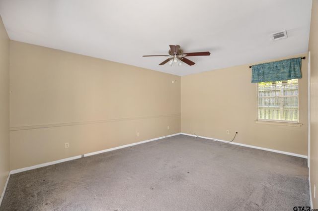 2827 Fairfax Dr, Tyler, TX 75701