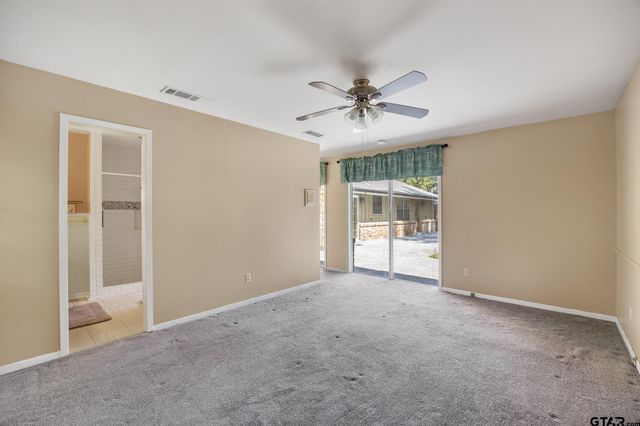 2827 Fairfax Dr, Tyler, TX 75701