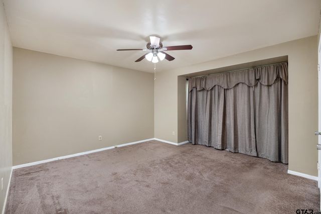 2827 Fairfax Dr, Tyler, TX 75701