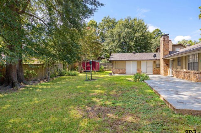 2827 Fairfax Dr, Tyler, TX 75701