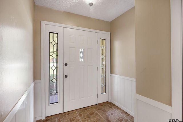 2827 Fairfax Dr, Tyler, TX 75701