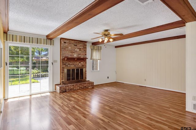 2827 Fairfax Dr, Tyler, TX 75701