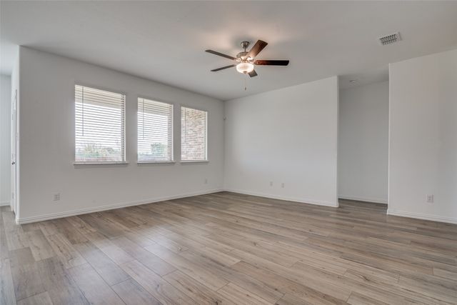 4001 Kaufman Court, Little Elm, TX 75068