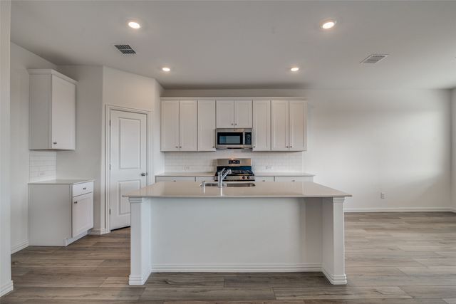 4001 Kaufman Court, Little Elm, TX 75068