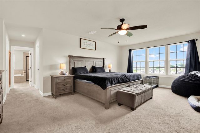 5774 Sabato Dr, North Huntingdon, PA 15642