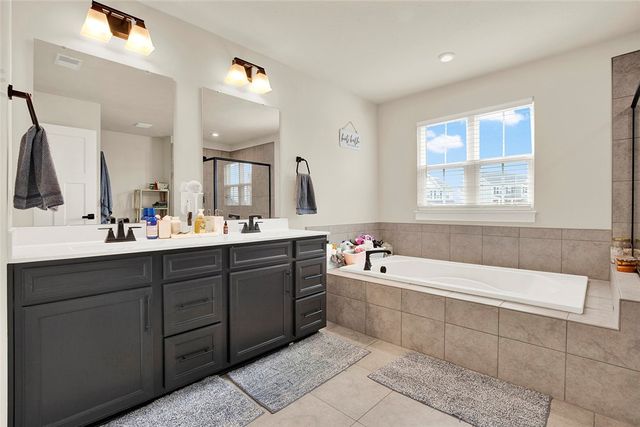 5774 Sabato Dr, North Huntingdon, PA 15642