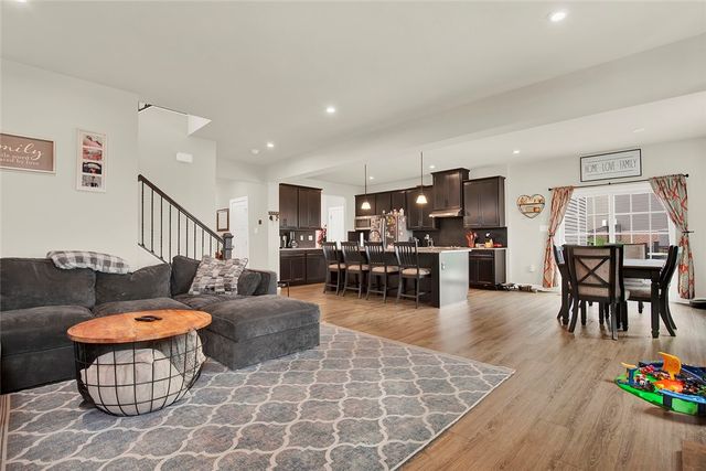 5774 Sabato Dr, North Huntingdon, PA 15642