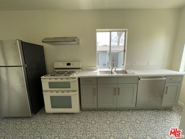 1306 Talmadge Street, Los Angeles, CA 90027